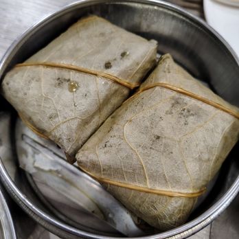 Tasty Dim Sum House - Sticky rice and chicken in lotus leaf - Cantonese Near Me - Anaheim, California
