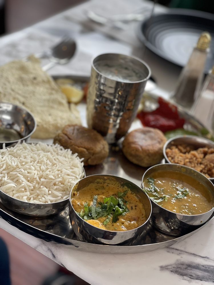 Garam Mirchi- Pure Veg Rajasthani & Indo Chinese Restaurant