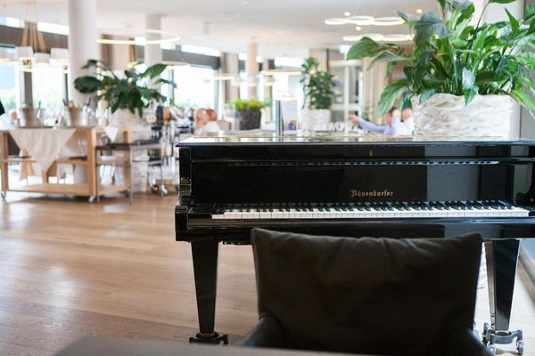 GUSTAV Restaurant & Bar by null