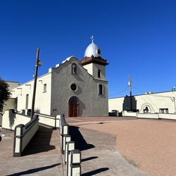 Ysleta Mission Gift Shop - Ysleta mission