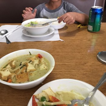 Singha Thai - Thai Near Me - Bakersfield, California