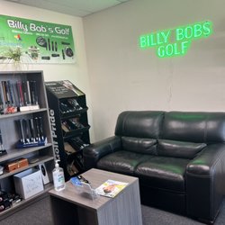Billy Bobs Golf - Relax while you wait