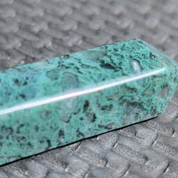 Quartzsite Minerals - moss agate pendants