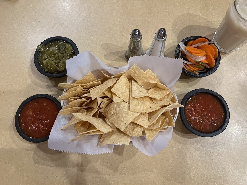 La Paz Mexican Seafood, Calabasas Roadtrippers