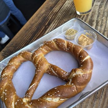 Pretzels & Pints - Jumbo Bavarian Double Twist - Pretzels Near Me - San Diego, California Pretzels & Pints - Jumbo Bavarian Double Twist - Pretzels Near Me - San Diego, California
