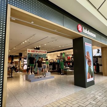 lululemon athletica - Sports Wear Near Me - McLean, Virginia