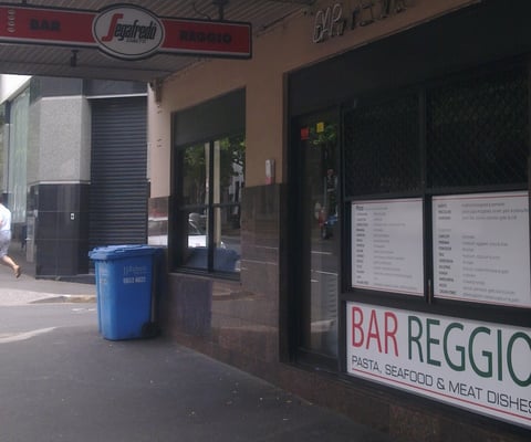 Bar Reggio by null