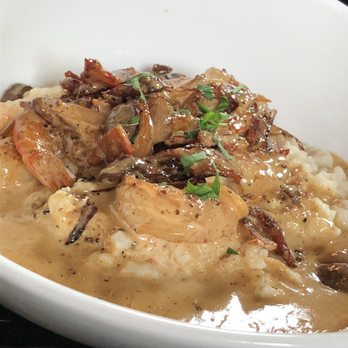 Chick's Philly - Shrimp and cheesy grits - Pizza Near Me - Philadelphia, Pennsylvania Chick's Philly - Shrimp and cheesy grits - Pizza Near Me - Philadelphia, Pennsylvania