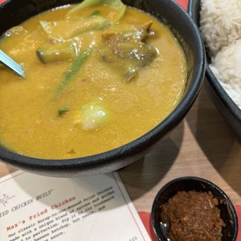 Max's Restaurant - Kare-kare - Filipino Near Me - Virginia Beach, Virginia