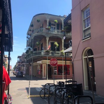 Royal Carriages - Views from the carriage. - Historical Tours Near Me - New Orleans, Louisiana