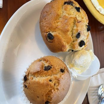 Uncle Bill's Pancake House - Blueberry muffins - Breakfast & Brunch Near Me - Manhattan Beach, California