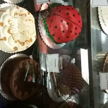 Chocolada Bakery & Cafe - Bakeries Near Me - Hollywood, Florida