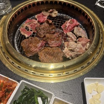 Gyubee Japanese Grill - Dundas - Japanese Near Me - Toronto, Ontario