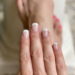 La Vie Nails & Spa - French dip powder