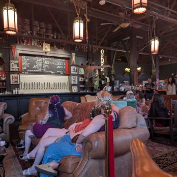 PETTY THIEVES BREWING COMPANY - Updated February 2026 - 215 Photos & 66 ...