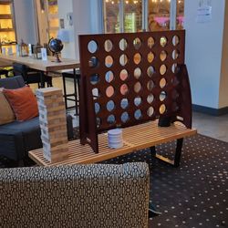 W XYZ Bar