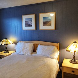 Each room is tastefully done up, very clean & comfortable Each room is tastefully done up, very clean & comfortable