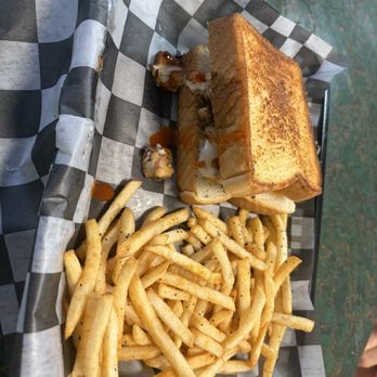 No Forks - Chicken sandwhich! - American Near Me - Bacliff, Texas No Forks - Chicken sandwhich! - American Near Me - Bacliff, Texas