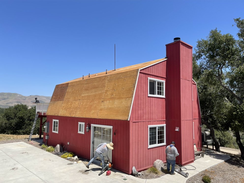 Slide of B&R Roofing & Tear Off