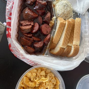 Everett & Jones - I ordered a beef link sandwich and an extra side of mac & cheese - Barbeque Near Me - Berkeley, California Everett & Jones - I ordered a beef link sandwich and an extra side of mac & cheese - Barbeque Near Me - Berkeley, California