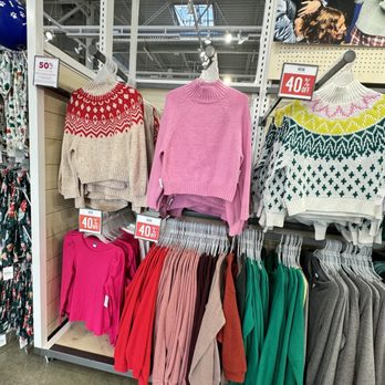 Old Navy - Women's Clothing Near Me - Upland, California