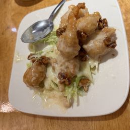 Crispy Prawns with Honey Walnut