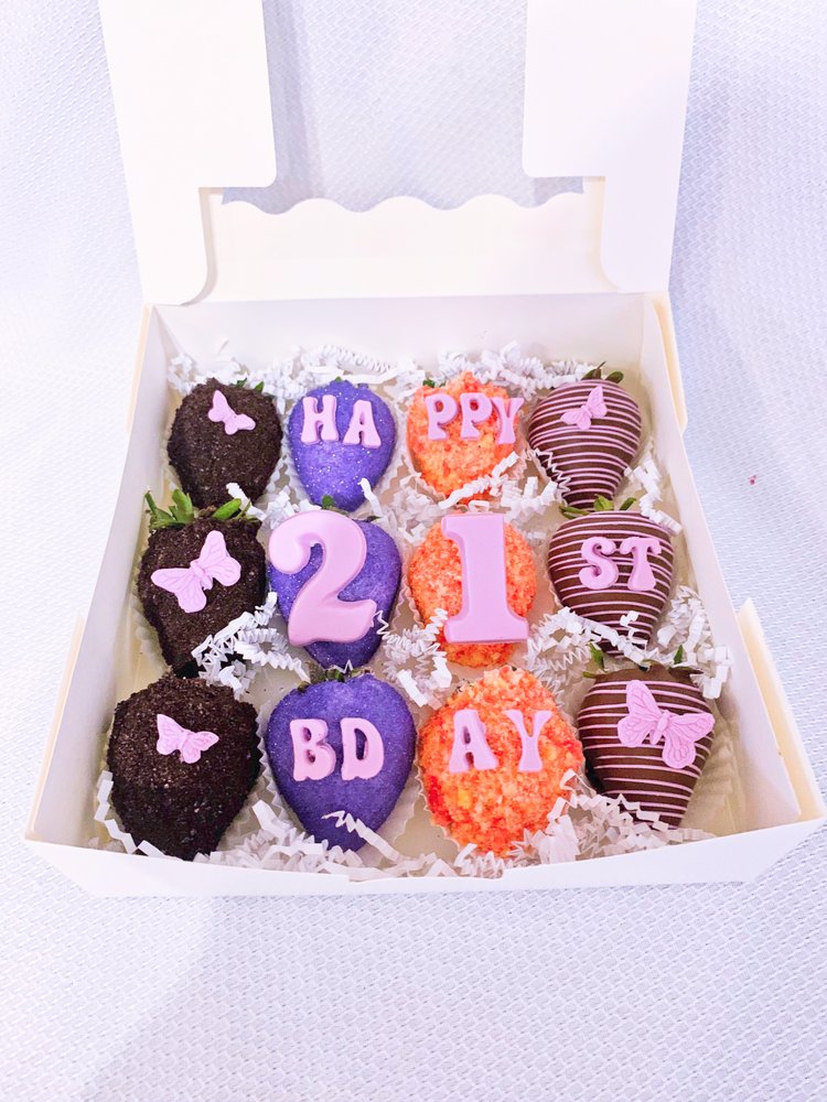 Carly's Confections Logo