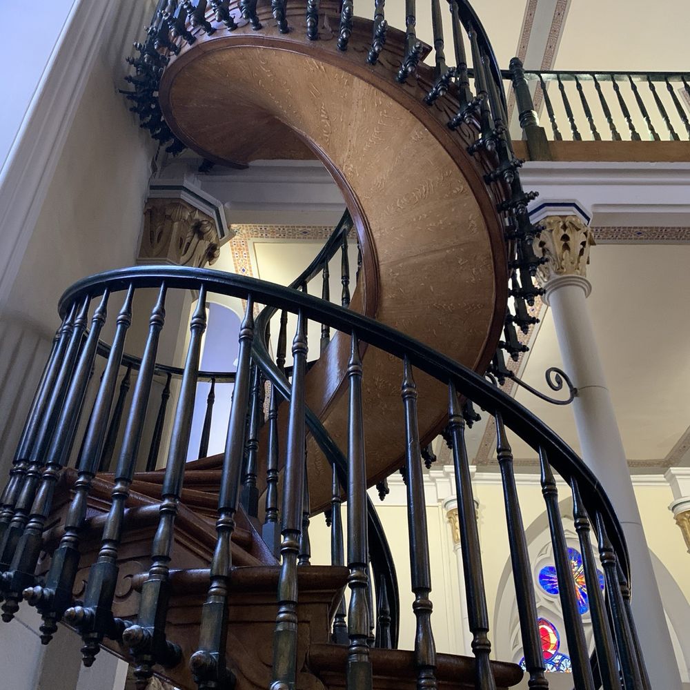Spiral staircase without center support Spiral staircase without center support