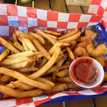 Barnacle Barney's Tiki Bar - Shrimp basket. - Tiki Bars Near Me - Marathon, Florida