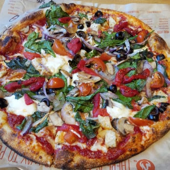 Blaze Pizza - Build your own pizza - Pizza Near Me - Pasadena, California