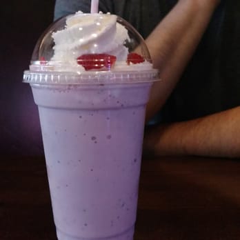 Burger Bar Chicago - Smoothie of the month: Berry Smoothie - Burgers Near Me - Chicago, Illinois Burger Bar Chicago - Smoothie of the month: Berry Smoothie - Burgers Near Me - Chicago, Illinois