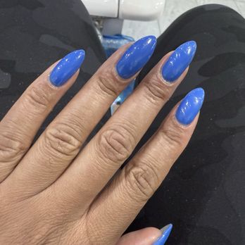 Magazine Nails - My poorly painted hard gel manicure. - Nail Salons Near Me - New Orleans, Louisiana Magazine Nails - My poorly painted hard gel manicure. - Nail Salons Near Me - New Orleans, Louisiana