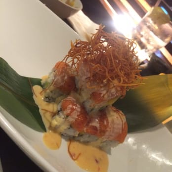 OOKA - Willow Grove - Lobster dynamite roll - Japanese Near Me - Willow Grove, Pennsylvania