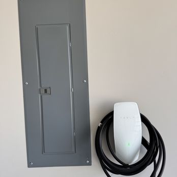 Castle Electrical & Lighting - Clean installation. - Electricians Near Me - Scottsdale, Arizona Castle Electrical & Lighting - Clean installation. - Electricians Near Me - Scottsdale, Arizona