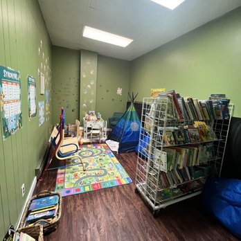 AJ’s Book Hideaway - Bookstores Near Me - Albert Lea, Minnesota