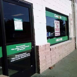 Check 'n Go - Entrance