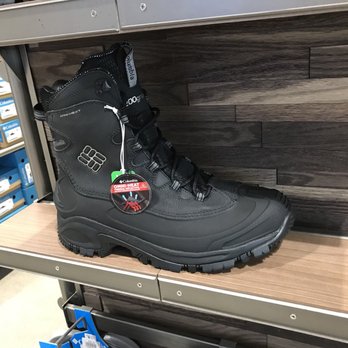 Columbia Factory Store - Sports Wear Near Me - Norfolk, Virginia