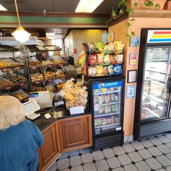 House of Bagels - walk on up get order from the counter - Bagels Near Me - Mountain View, California House of Bagels - walk on up get order from the counter - Bagels Near Me - Mountain View, California