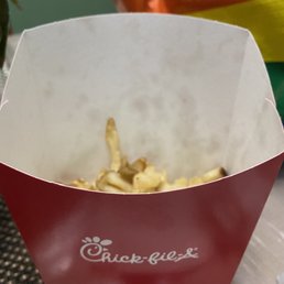 ows a box of fries