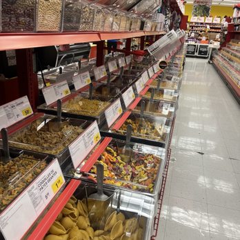 Bulk Barn - Convenience Stores Near Me - Dollard-des-Ormeaux, Quebec