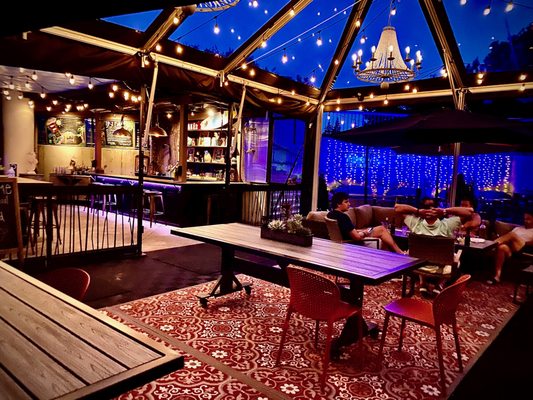 Bake's Place Bar & Bistro by null