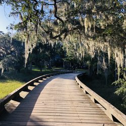 Chechessee Creek Club - Southern charm on the course.
