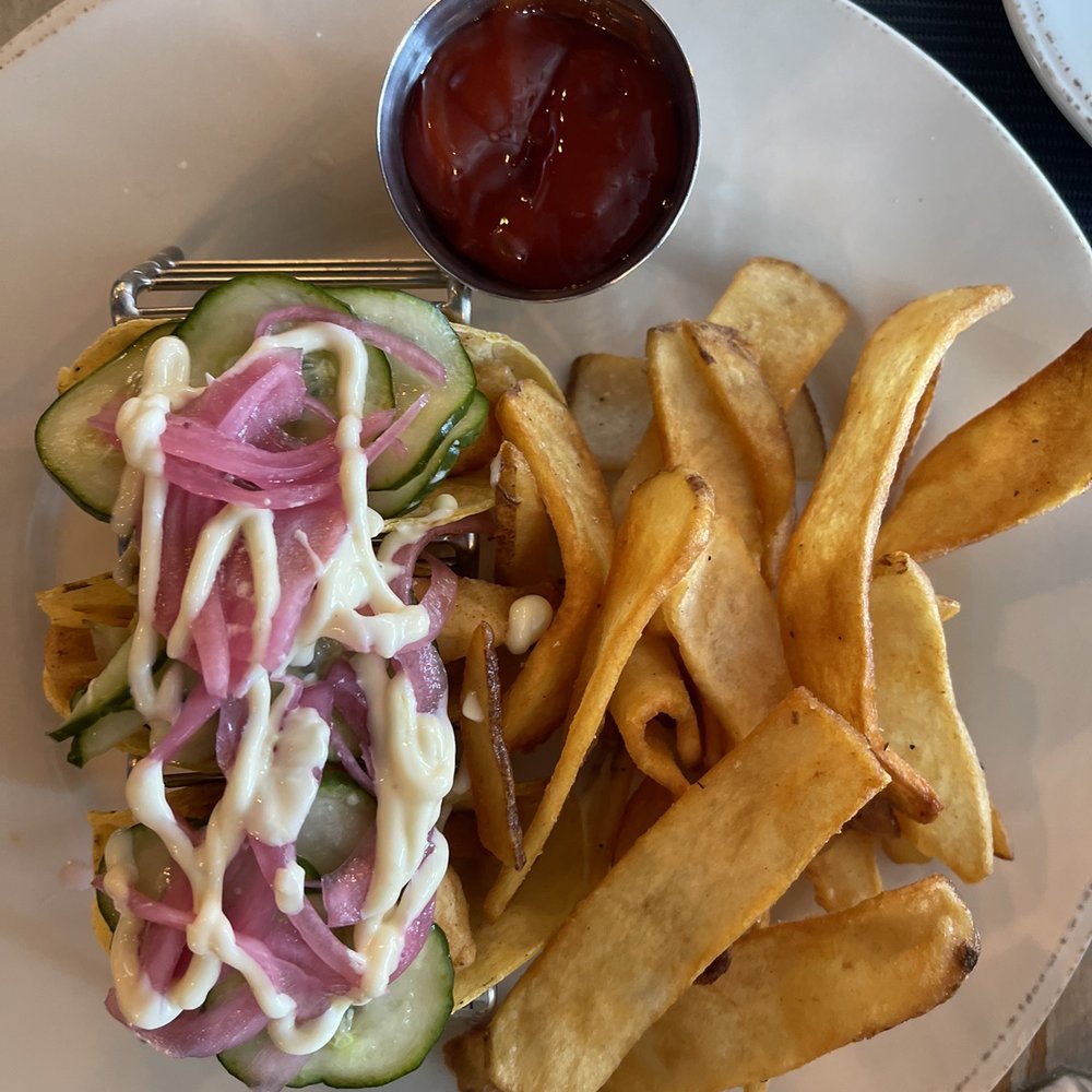 Schultzy's Restaurant - Fish taco's - Seafood Near Me - Bayville, New York