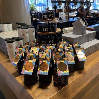 Starbucks Reserve Roastery - Coffee Roasteries Near Me - New York, New York