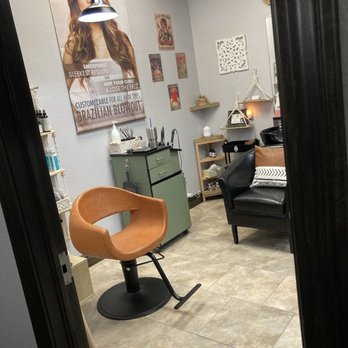 Coby at The Salons At Stone Hill - Hair Salons Near Me - Pflugerville, Texas Coby at The Salons At Stone Hill - Hair Salons Near Me - Pflugerville, Texas