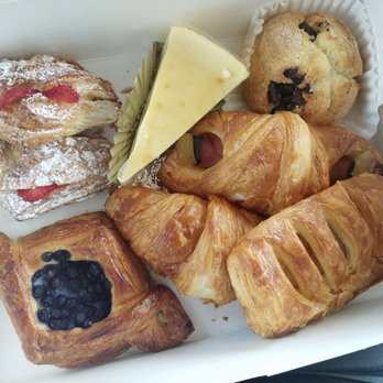 Cream Pan - Bakeries Near Me - Tustin, California Cream Pan - Bakeries Near Me - Tustin, California