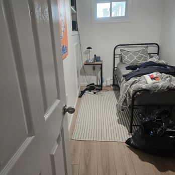 Delmi Eagle Cleaning Service - Home Cleaning Near Me Delmi Eagle Cleaning Service - Home Cleaning Near Me