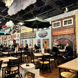 Crabby Mike's Calabash Seafood - Interior