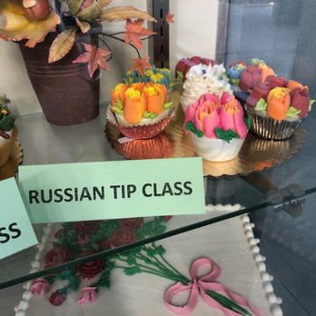 Cake Carousel - russian tip class and cupcakes - Bakeries Near Me - Richardson, Texas