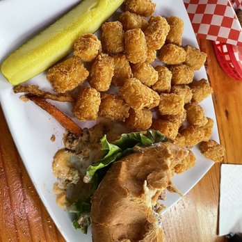 Uptown Cafe - Western burger with tots - Cafes Near Me - Warrenton, Oregon Uptown Cafe - Western burger with tots - Cafes Near Me - Warrenton, Oregon